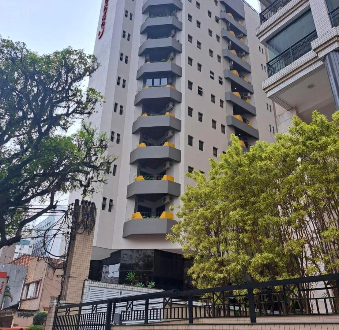 Flat No Hotel Cosmopolitan Com Estacionamento Gratis E Piscina Santos  Dış mekan fotoğraf